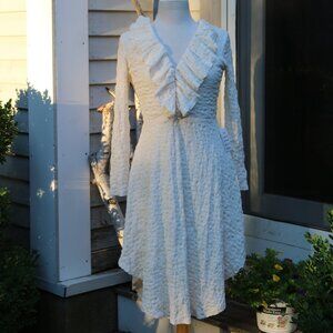 NEWJoy Folie Mia Joy Alisha Gardenia Ivory Stretch Ruffle V-Neck Bohemian Dress
